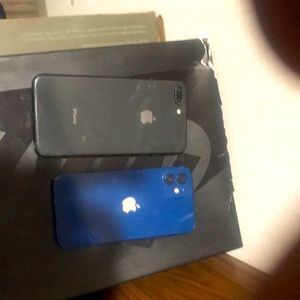 Rand new I phone twelve pro. No damage, scratches